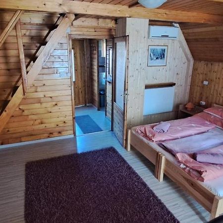 Keri Apartman Mosonmagyaróvár المظهر الخارجي الصورة